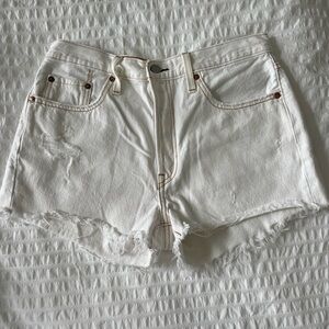 White Distressed Levi’s Denim Shorts